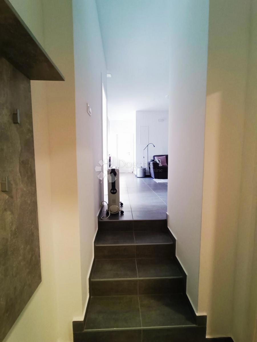 Casa Podstrana, 240m2