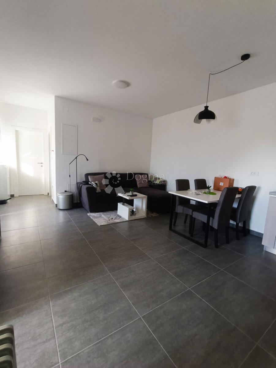 Casa Podstrana, 240m2