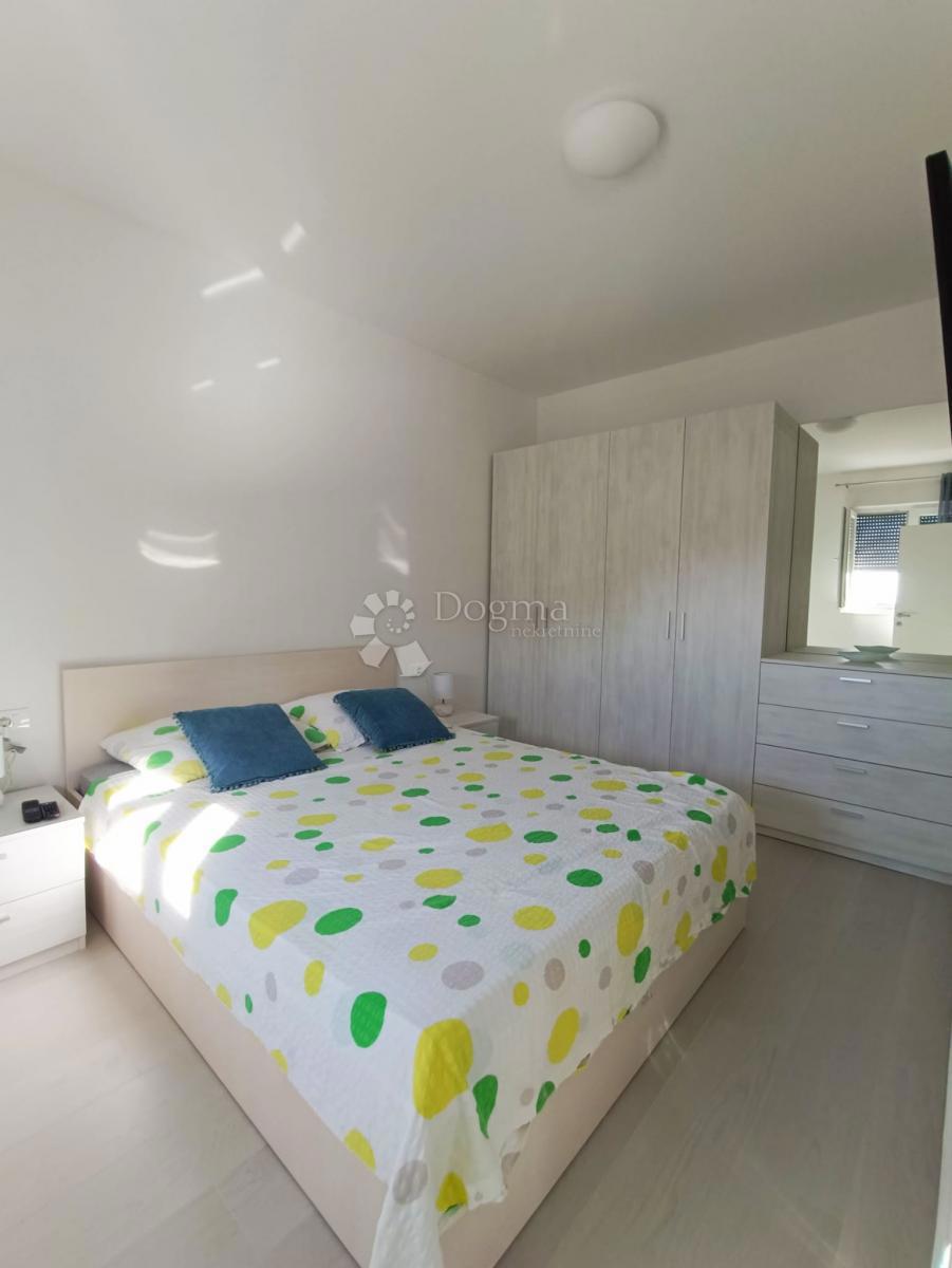 Casa Podstrana, 240m2