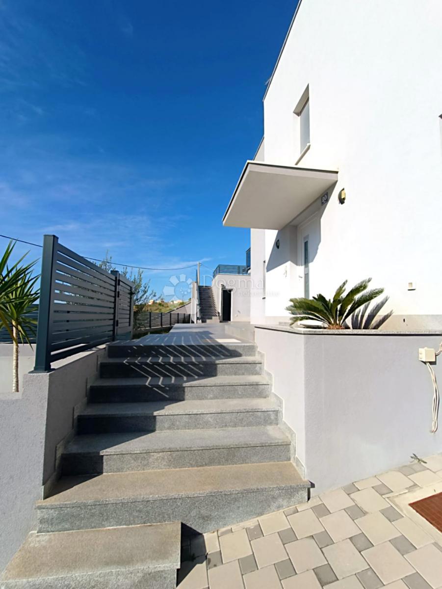 Casa Podstrana, 240m2