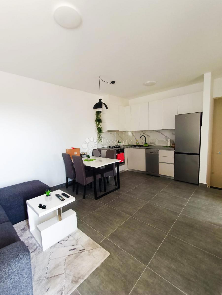 Casa Podstrana, 240m2