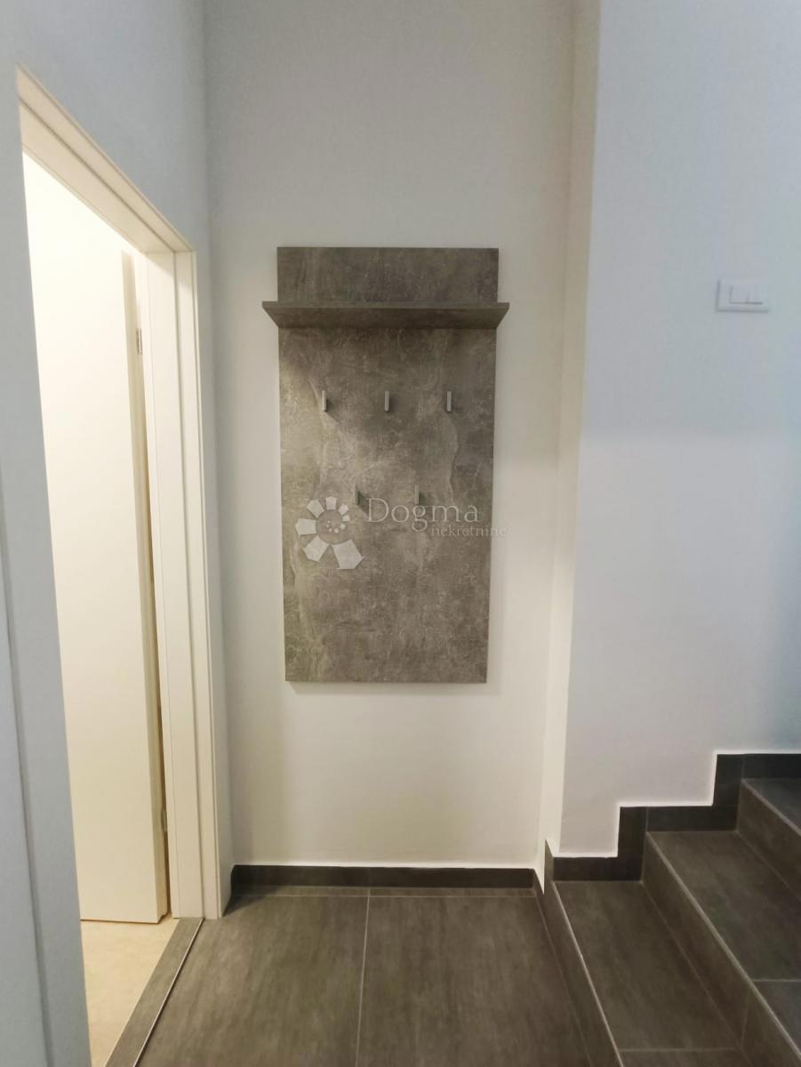 Casa Podstrana, 240m2