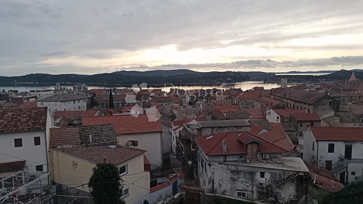 Casa Varoš, Šibenik, 360m2