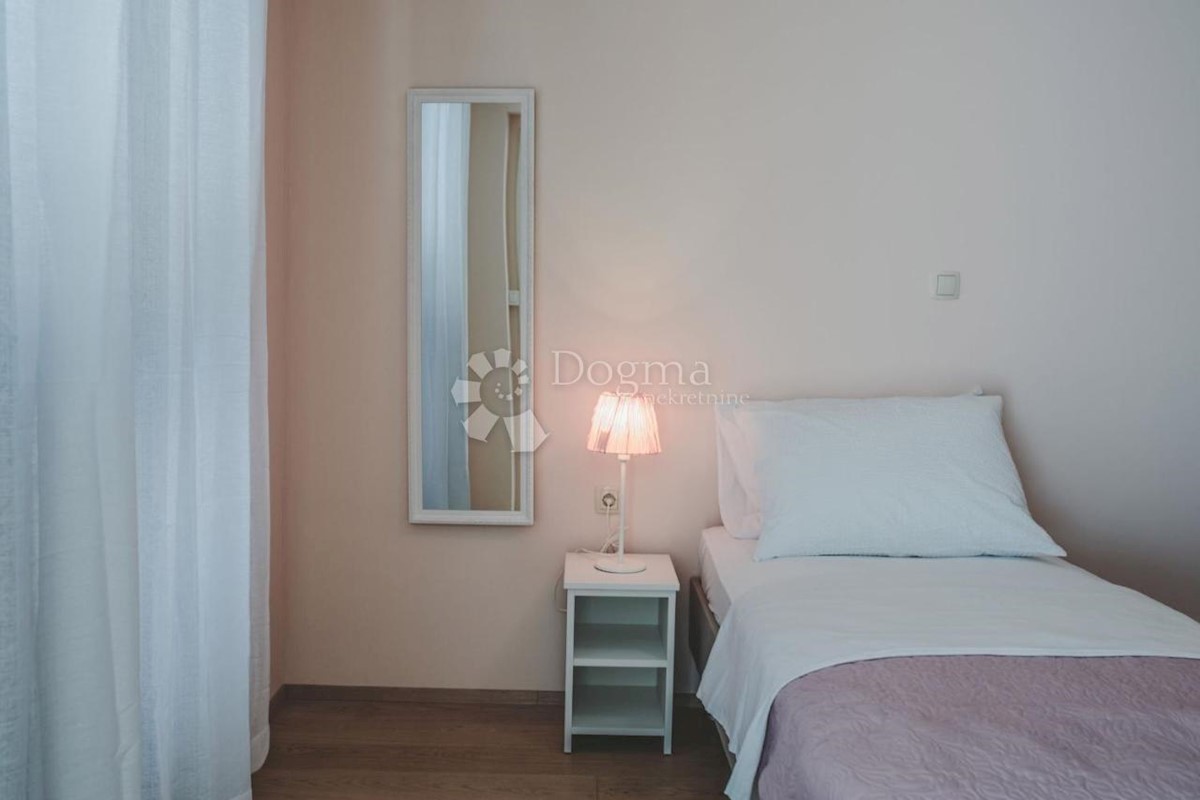 Casa Varoš, Šibenik, 360m2