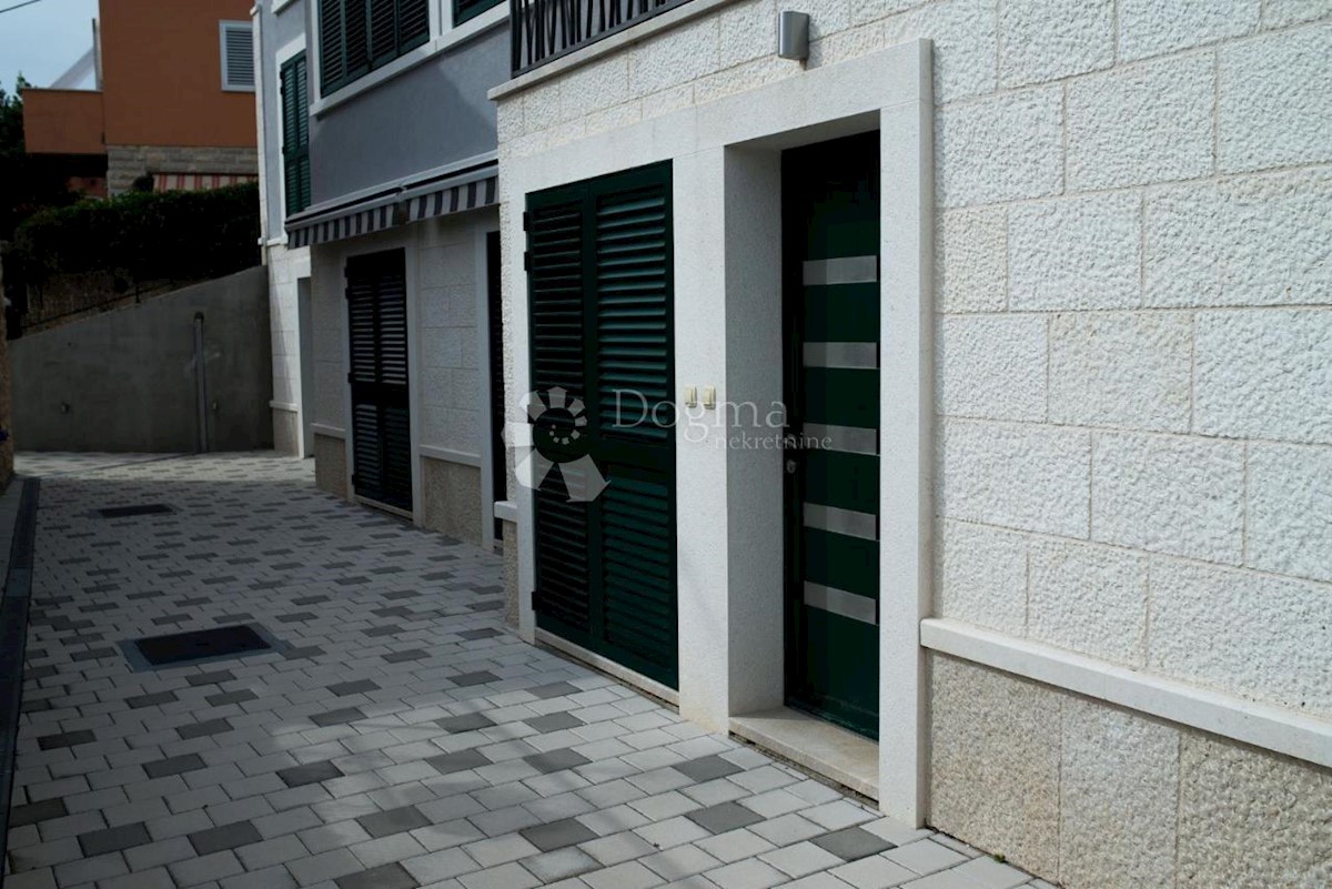 Casa Varoš, Šibenik, 360m2