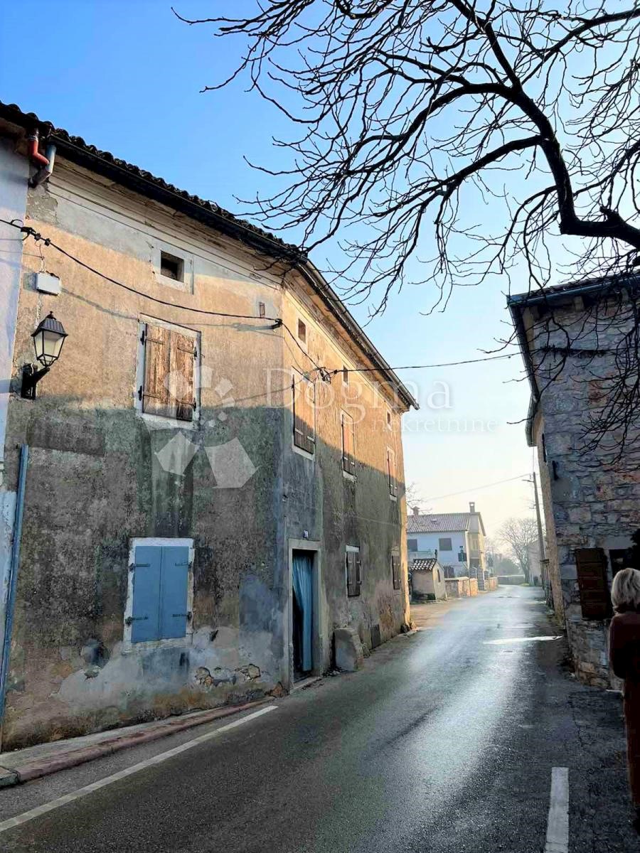 Casa Krnica, Marčana, 380m2