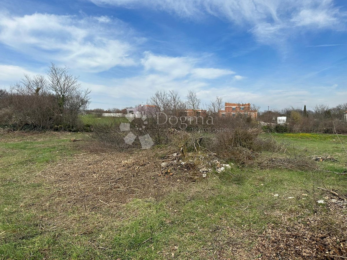 Terreno Loborika, Marčana, 574m2