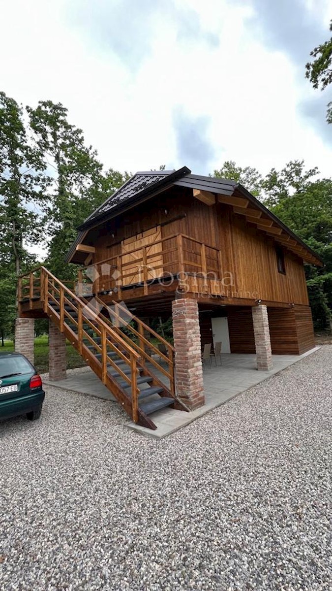 Casa Gradec Pokupski, Pisarovina, 81m2