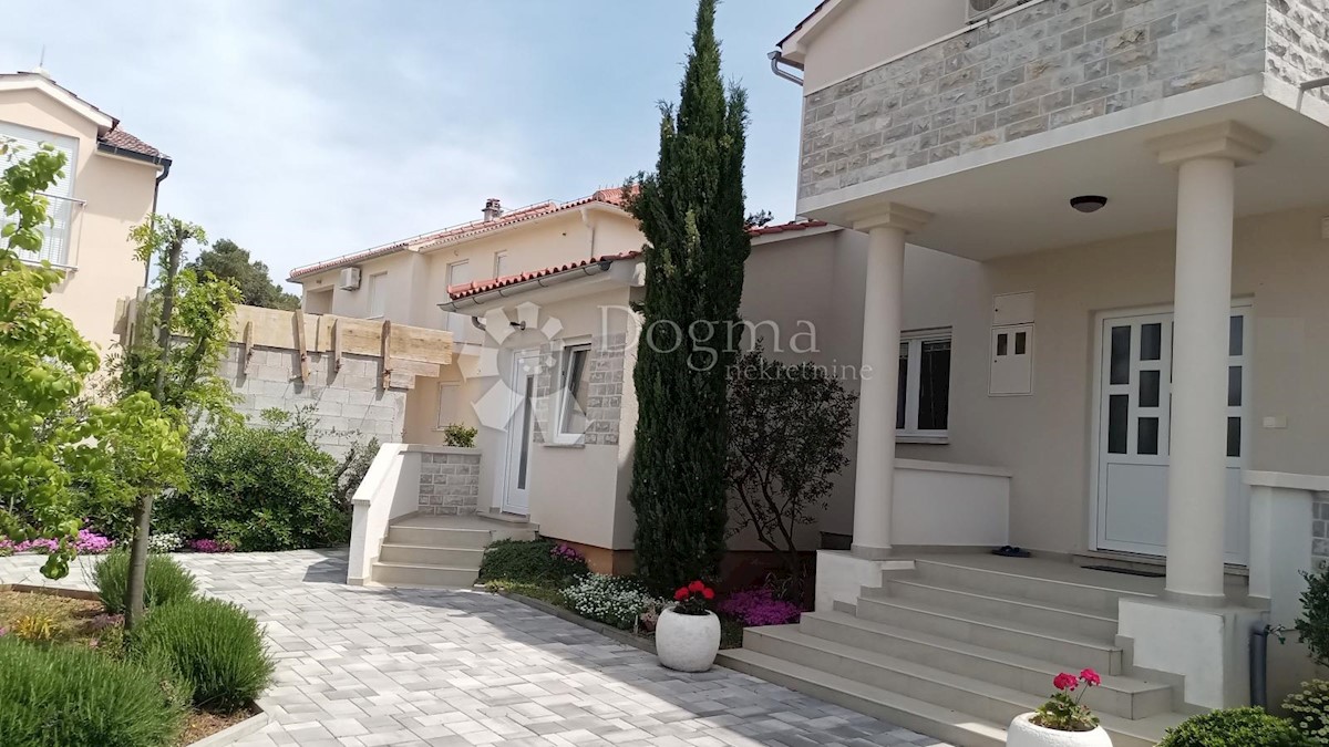 Casa Vodice, 359,73m2