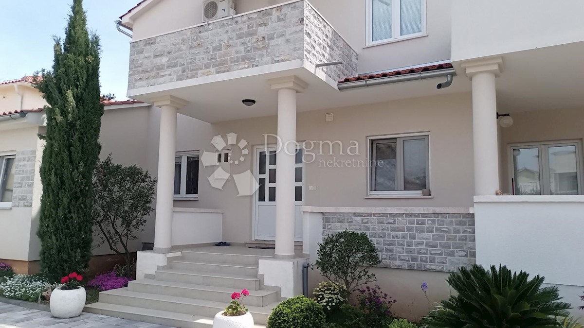 Casa Vodice, 359,73m2