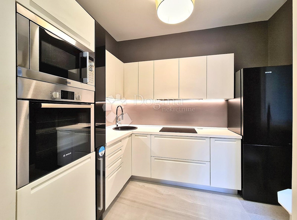 Allogio Centar, Rijeka, 120m2