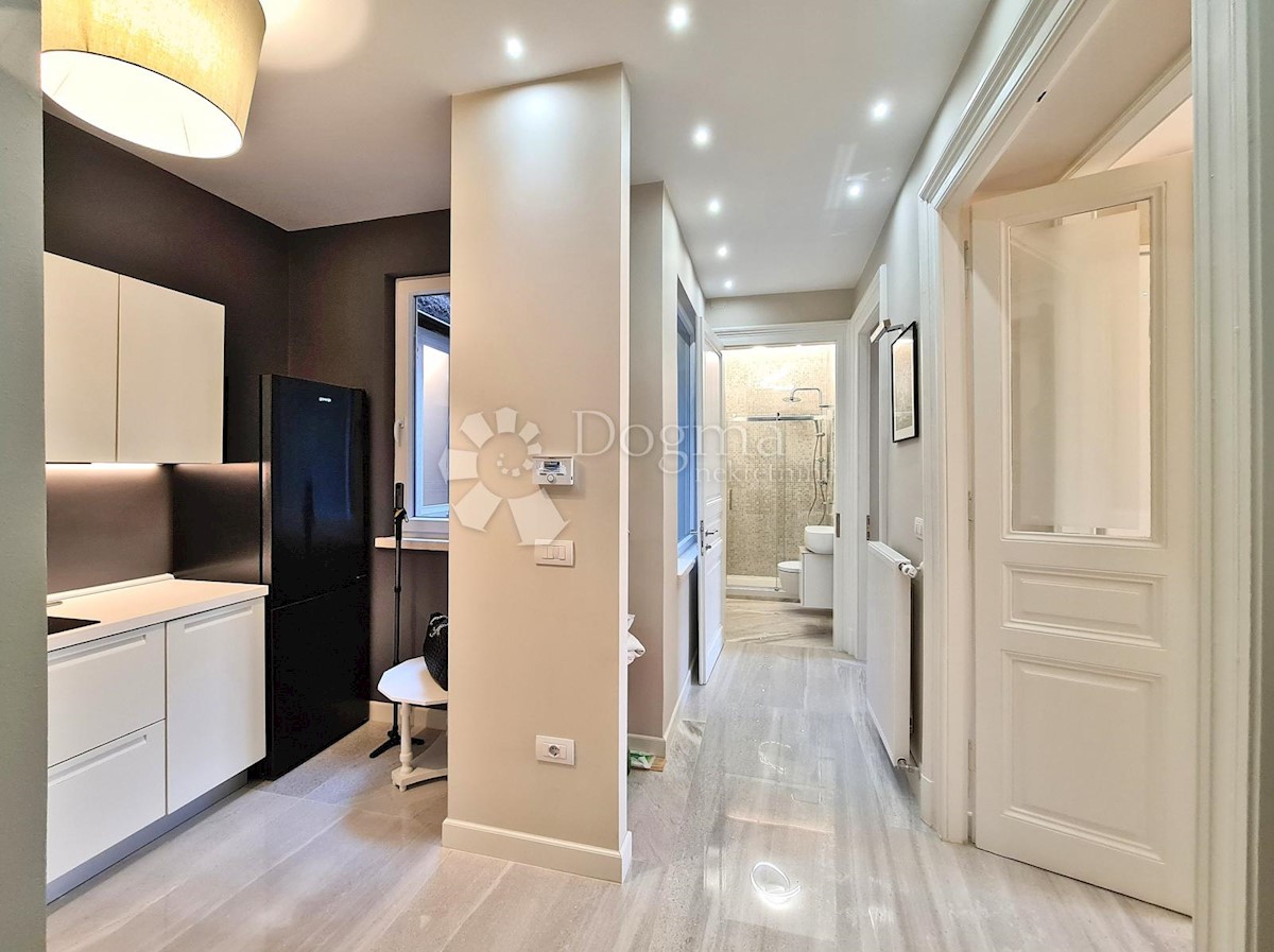 Allogio Centar, Rijeka, 120m2