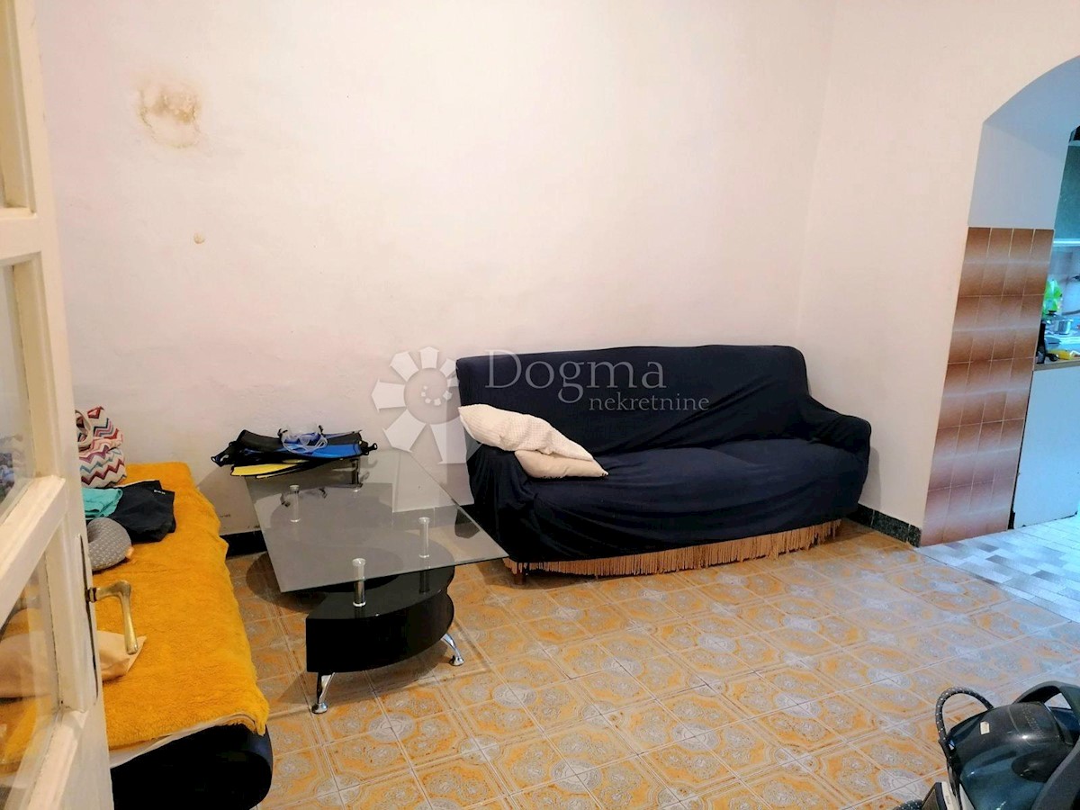 Casa Peruški, Marčana, 100m2