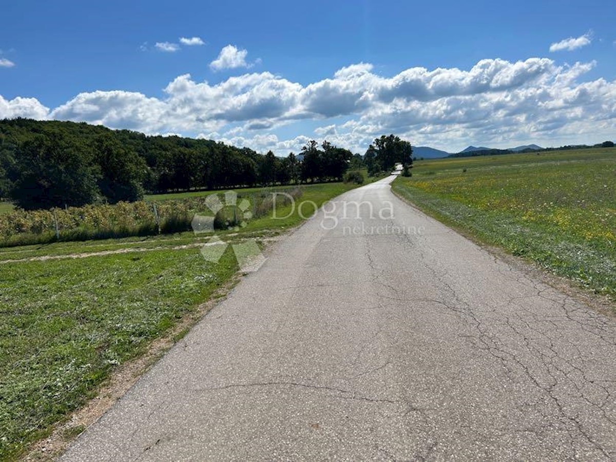 Terreno Mušaluk, Gospić - Okolica, 7.000m2