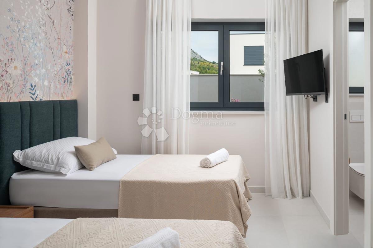 Casa Podstrana, 243,70m2