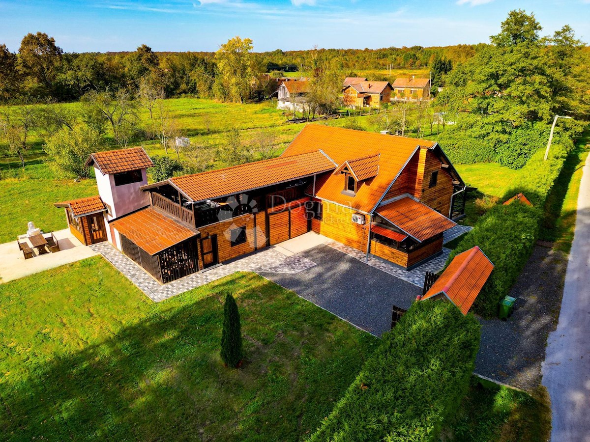 Casa Gornji Cerovljani, Hrvatska Dubica, 274m2