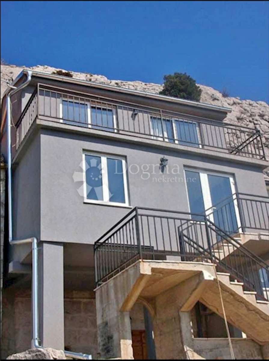 Casa Gornje Sitno, Split - Okolica, 164m2