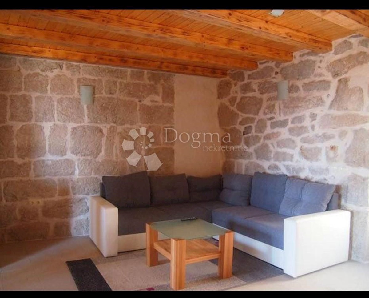 Casa Gornje Sitno, Split - Okolica, 164m2