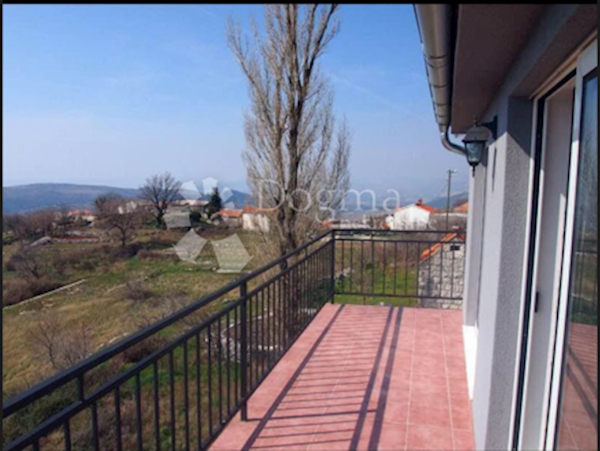 Casa Gornje Sitno, Split - Okolica, 164m2