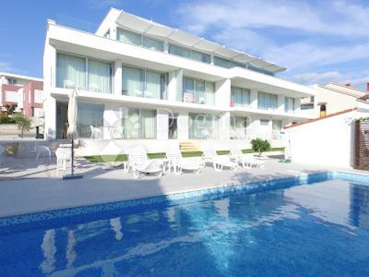 Albergo Borik, Zadar, 1.299m2