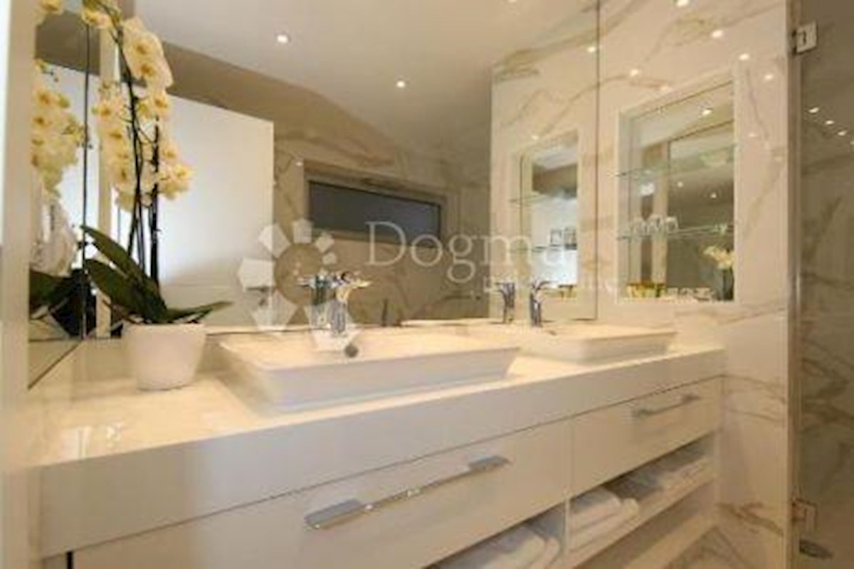 Albergo Borik, Zadar, 1.299m2