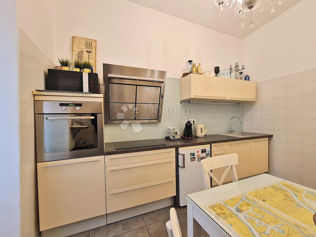 Allogio Centar, Rijeka, 105m2