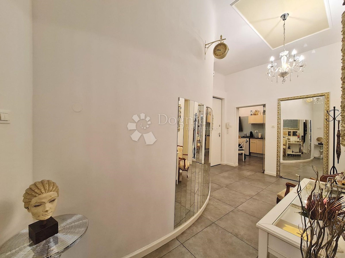 Allogio Centar, Rijeka, 105m2