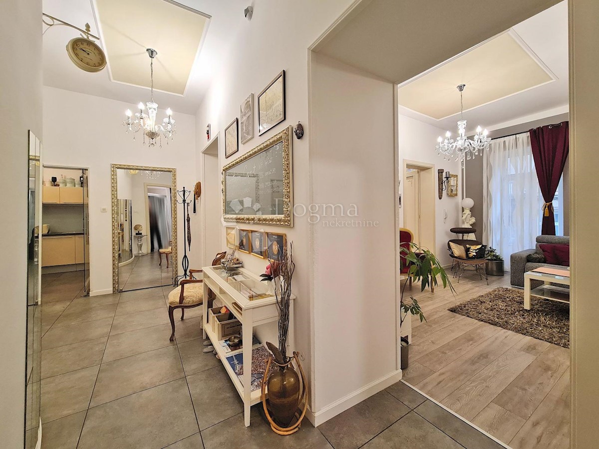 Allogio Centar, Rijeka, 105m2