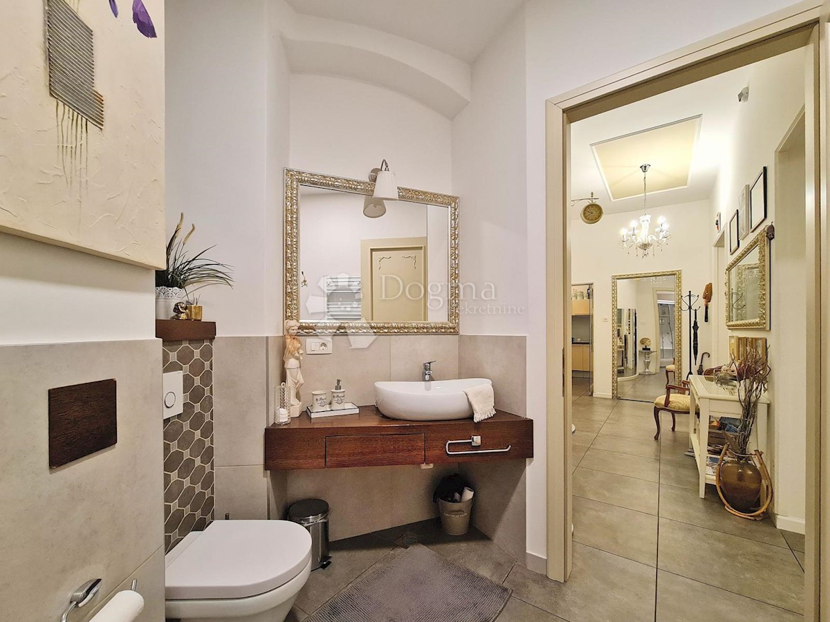 Allogio Centar, Rijeka, 105m2