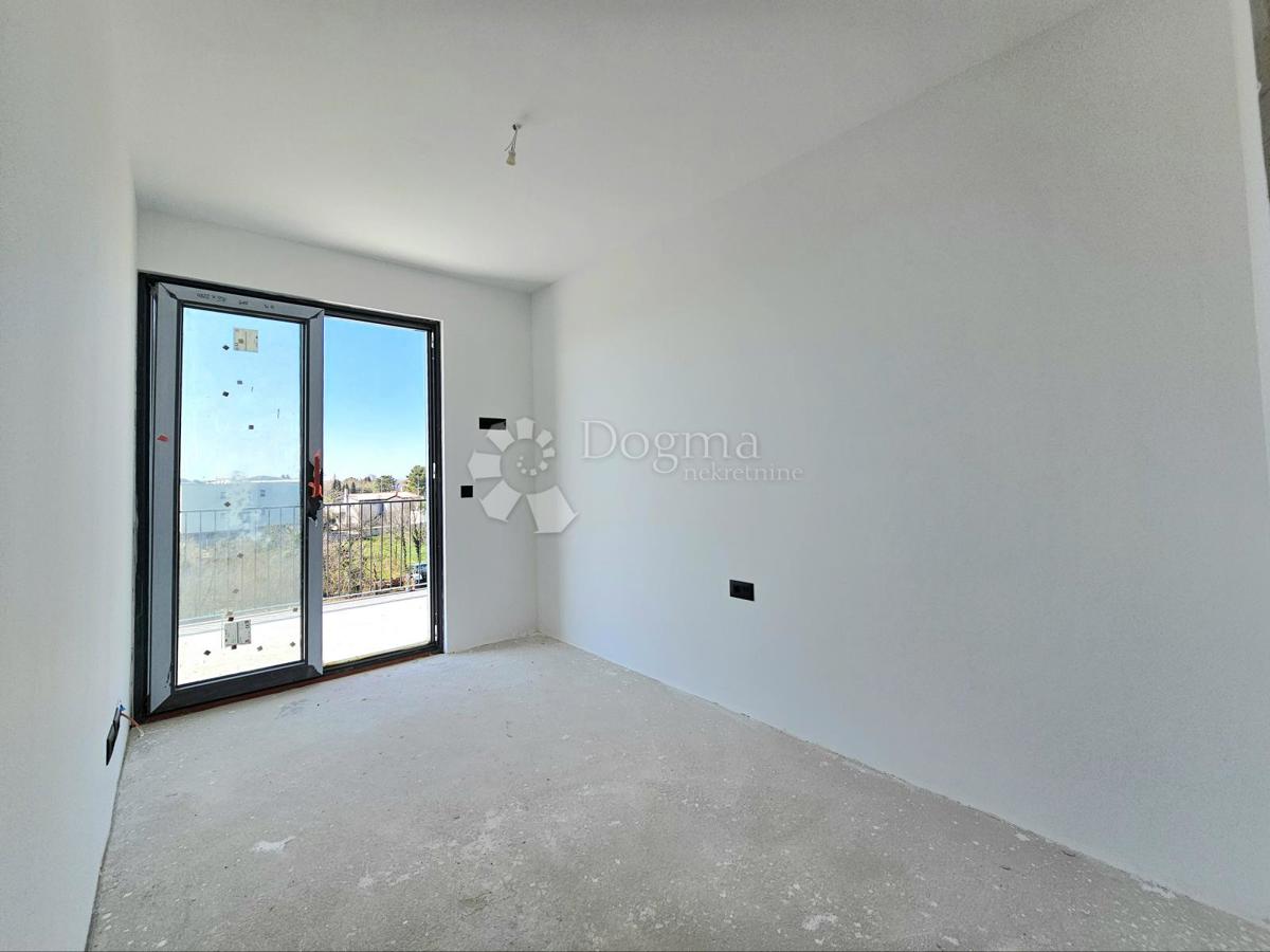 Umago, appartamento di nuova costruzione 