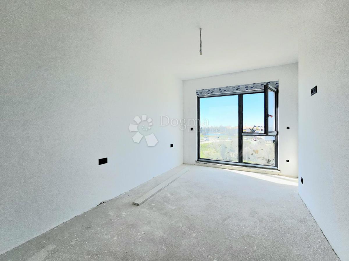 Umago, appartamento di nuova costruzione 