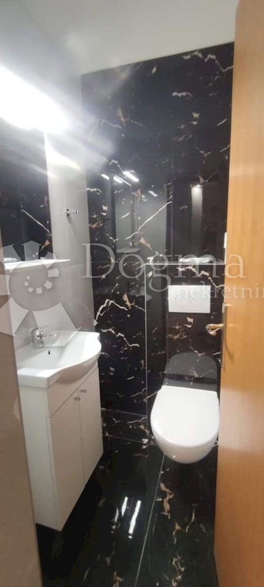 Allogio Gregovica, Pula, 100m2