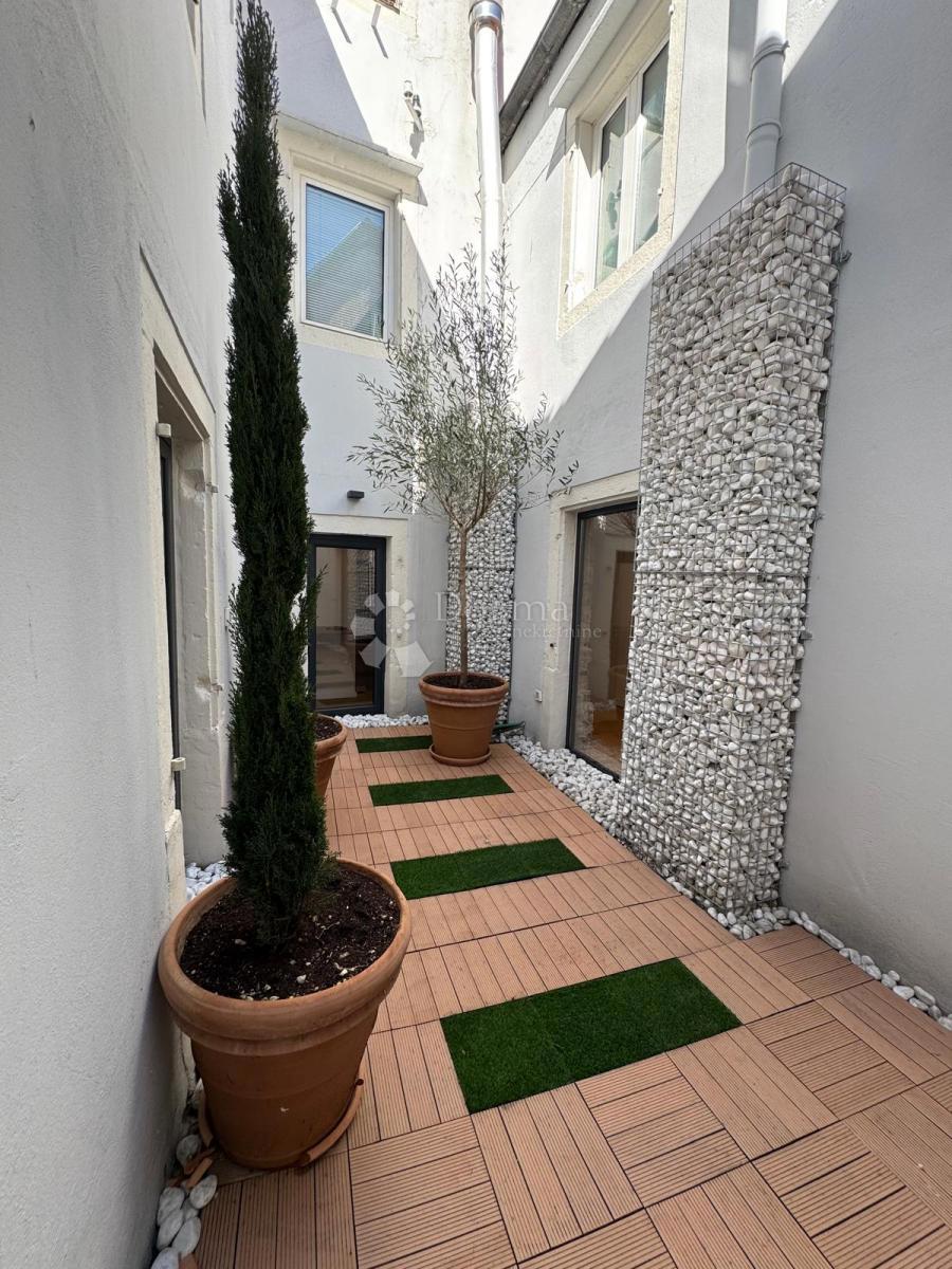 Allogio Grad, Šibenik, 132,58m2