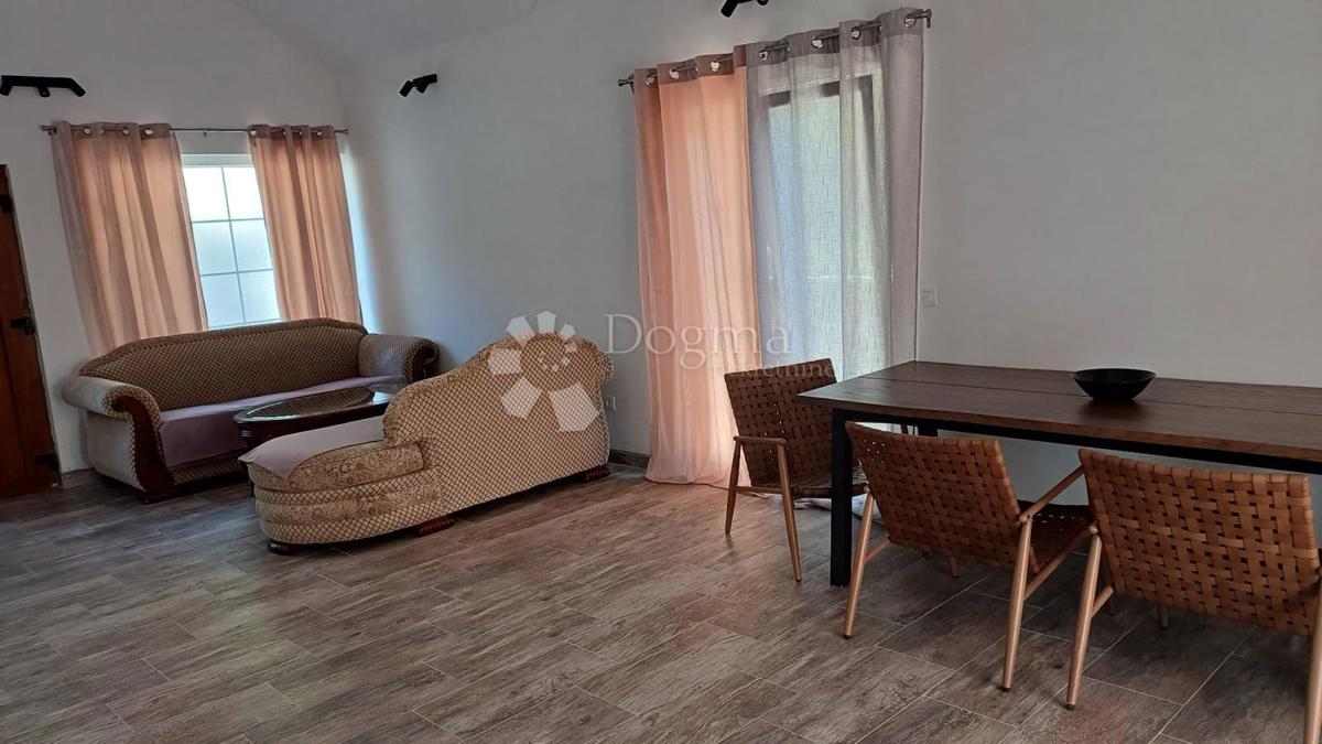 Allogio Pučišća, 106m2