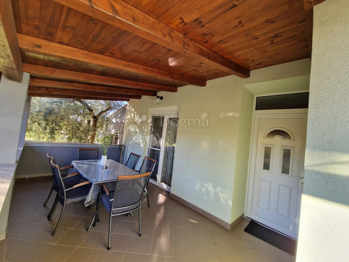 Casa Veli vrh, Pula, 163,95m2