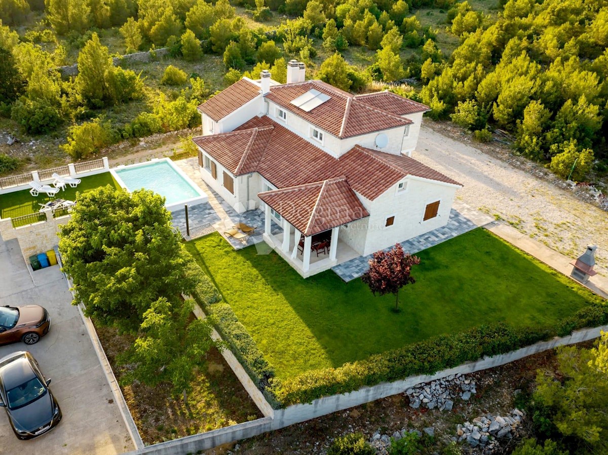 Casa Dubrava Kod Šibenika, Šibenik - Okolica, 282m2