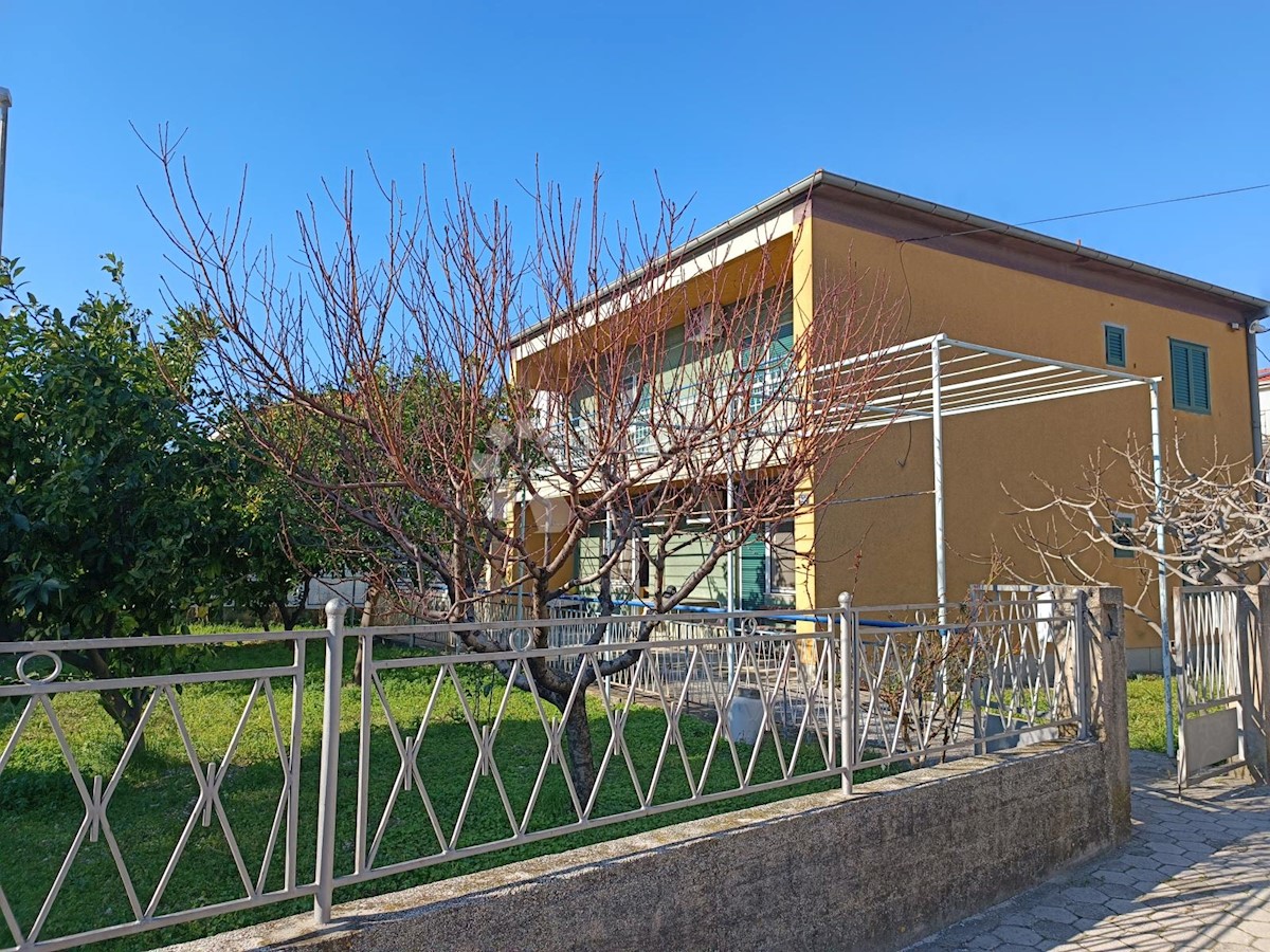 Casa Kaštel Gomilica, Kaštela, 292,49m2