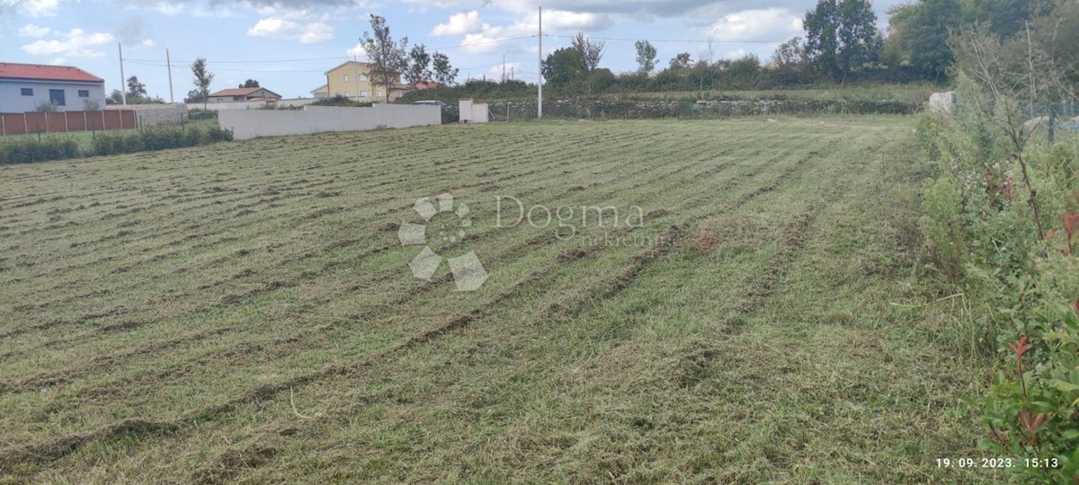 Terreno Orihi, Barban, 1.510m2