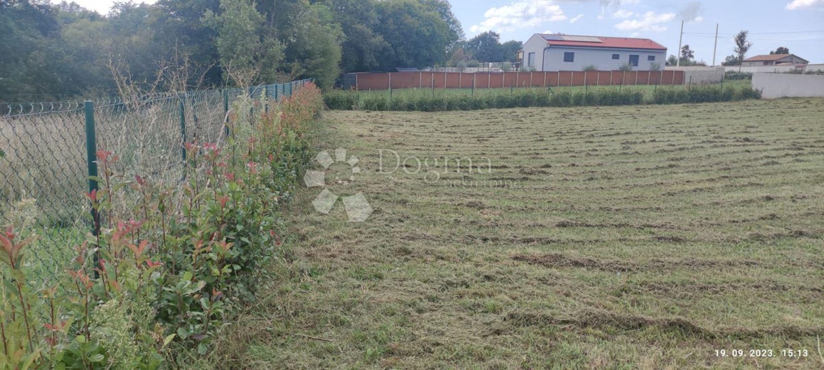 Terreno Orihi, Barban, 1.510m2