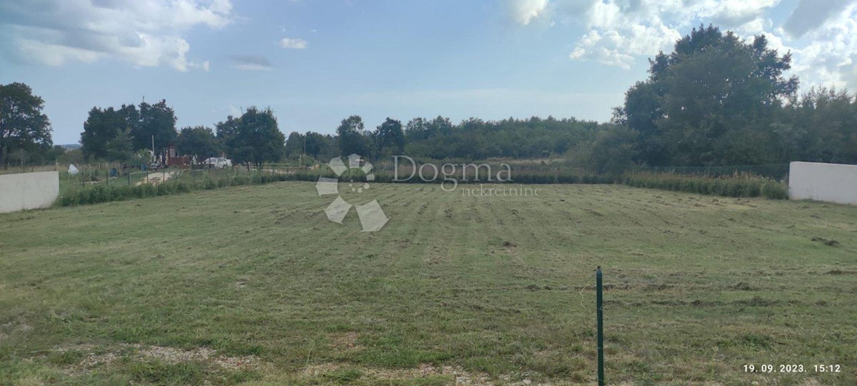 Terreno Orihi, Barban, 1.510m2