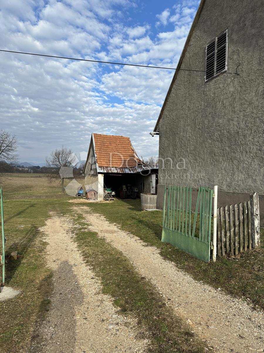 Casa Centar, Gospić, 100m2