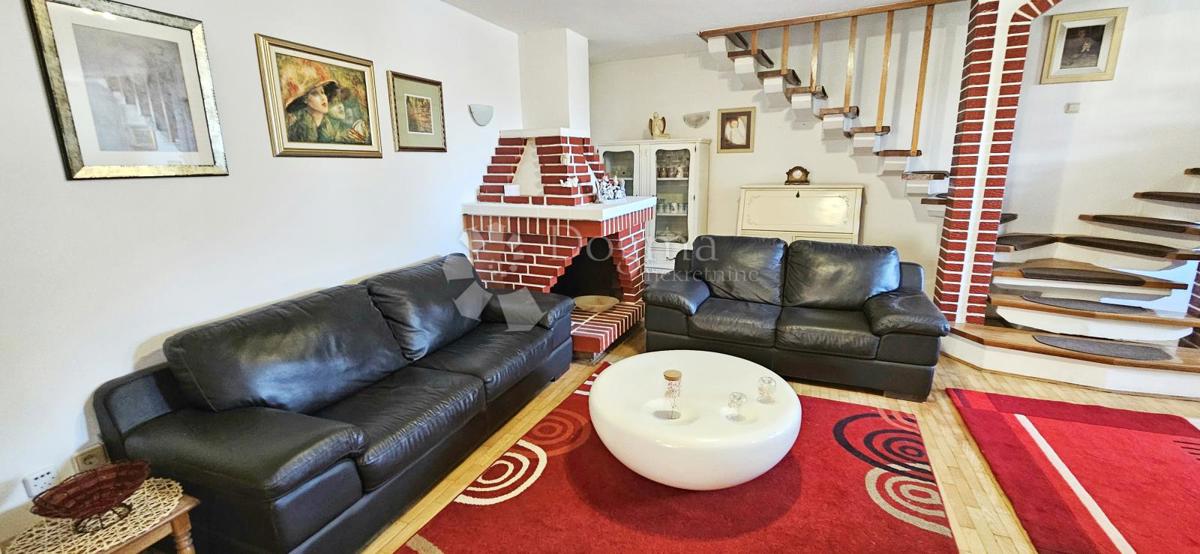 Casa Centar Ivanić-Grad, Ivanić-Grad, 144,66m2