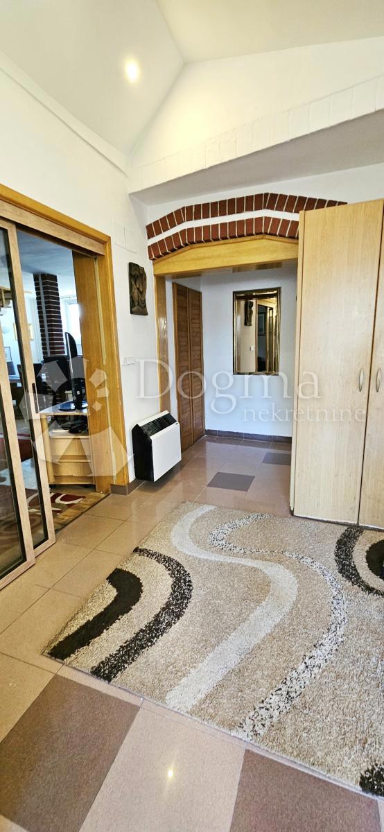 Casa Centar Ivanić-Grad, Ivanić-Grad, 144,66m2