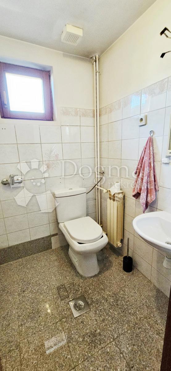 Casa Centar Ivanić-Grad, Ivanić-Grad, 144,66m2