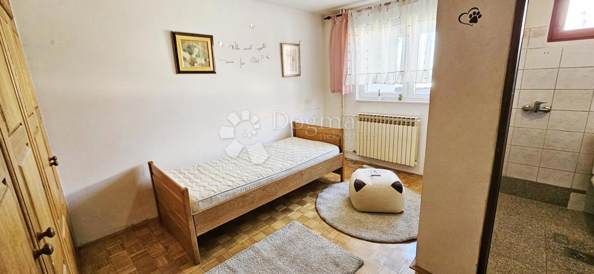 Casa Centar Ivanić-Grad, Ivanić-Grad, 144,66m2