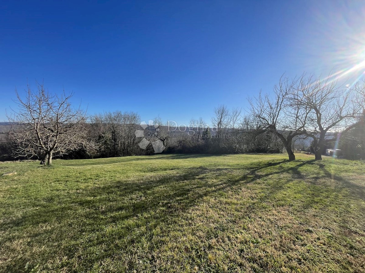 CASA DA RISTRUTTURARE CON BELLA VISTA, GRISIGNANA