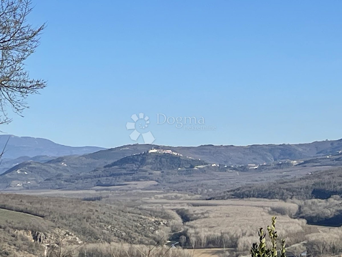 CASA DA RISTRUTTURARE CON BELLA VISTA, GRISIGNANA