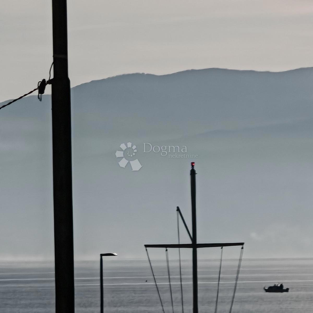 Allogio Centar, Rijeka, 121m2