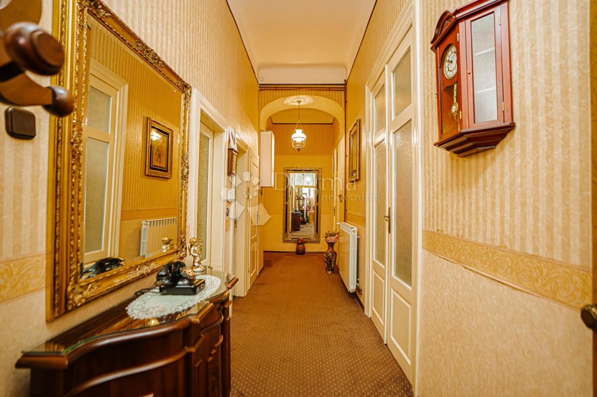 Allogio Centar, Rijeka, 121m2