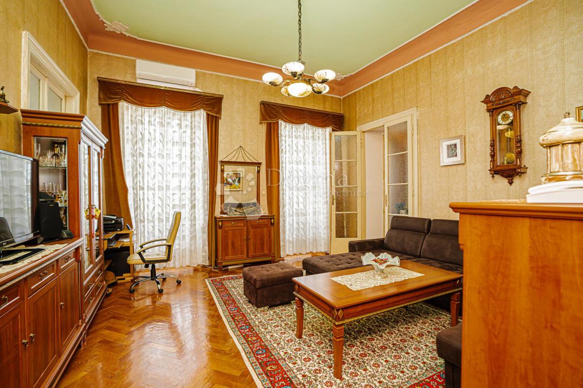 Allogio Centar, Rijeka, 121m2